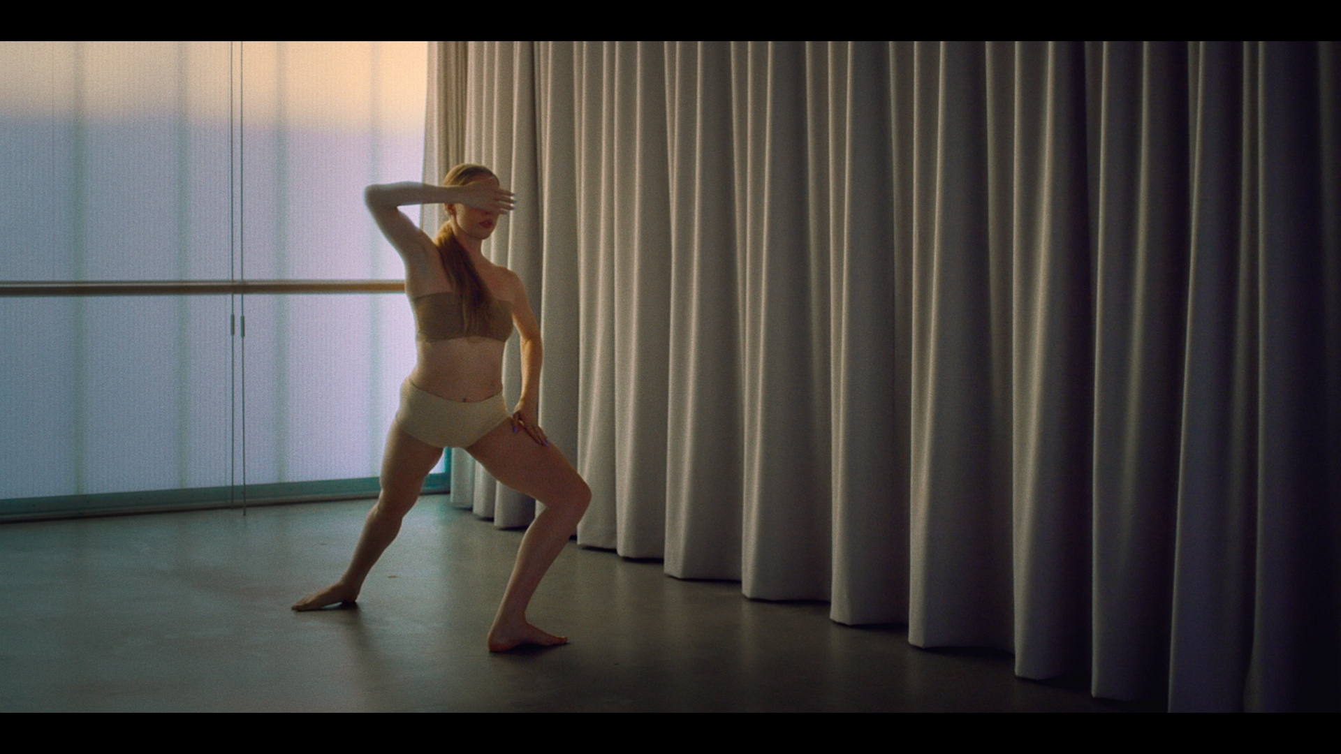 Aura’s Dance – Final Stills_3.8.49.T
